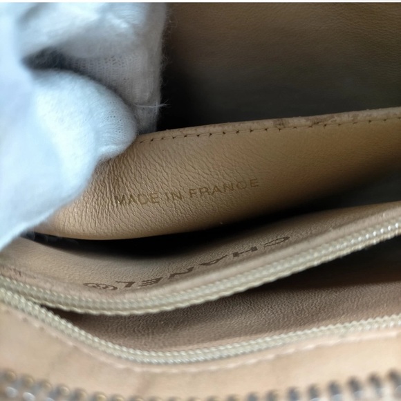 Chanel Tan Quilted caviar leather tote interlocking cc. 2003 - 2004 - Picture 14 of 16